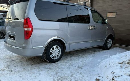 Hyundai Grand Starex Grand Starex I рестайлинг 2, 2011 год, 1 900 000 рублей, 15 фотография