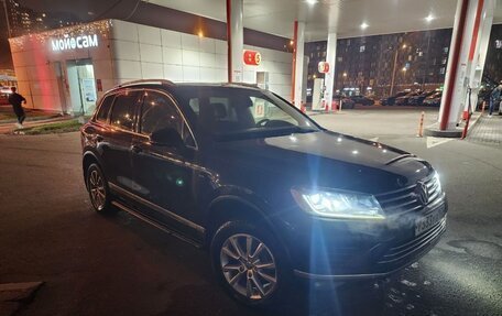 Volkswagen Touareg III, 2015 год, 1 700 000 рублей, 2 фотография