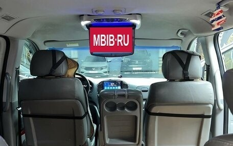 Hyundai Grand Starex Grand Starex I рестайлинг 2, 2011 год, 1 900 000 рублей, 14 фотография