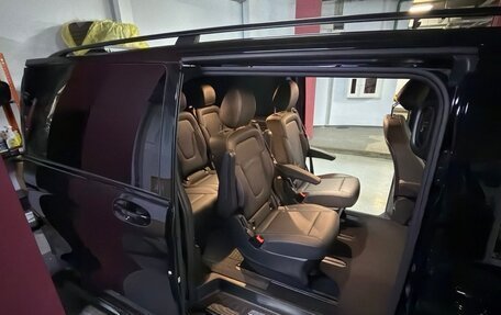 Mercedes-Benz V-Класс, 2023 год, 11 200 000 рублей, 3 фотография