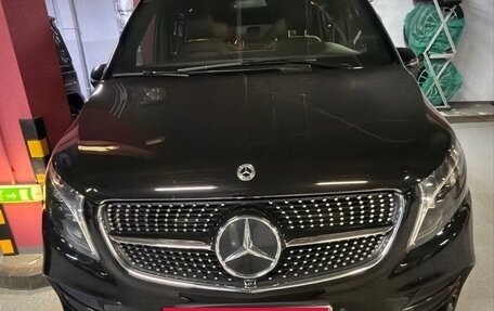 Mercedes-Benz V-Класс, 2023 год, 11 200 000 рублей, 5 фотография