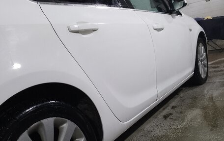 Opel Astra J, 2010 год, 400 000 рублей, 4 фотография