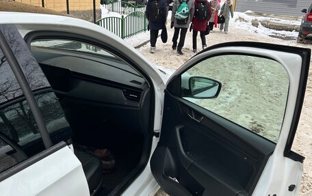 Skoda Rapid II, 2021 год, 1 400 000 рублей, 13 фотография