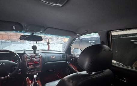 Hyundai Sonata IV рестайлинг, 2005 год, 550 000 рублей, 14 фотография