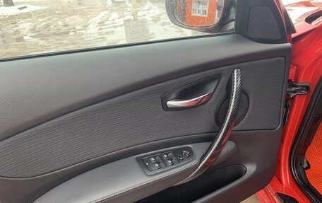 BMW 1 серия, 2011 год, 680 000 рублей, 7 фотография