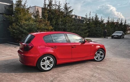 BMW 1 серия, 2011 год, 680 000 рублей, 3 фотография