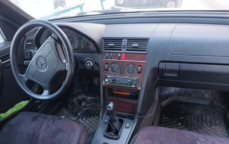 Mercedes-Benz C-Класс, 1993 год, 145 555 рублей, 4 фотография