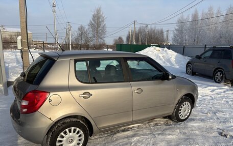 Skoda Fabia II, 2010 год, 350 000 рублей, 2 фотография