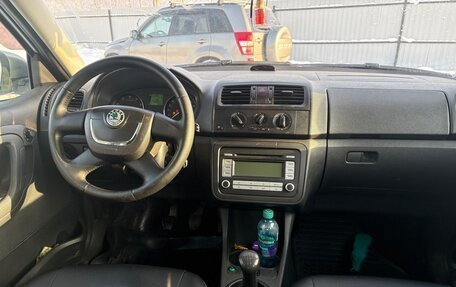 Skoda Fabia II, 2010 год, 350 000 рублей, 8 фотография