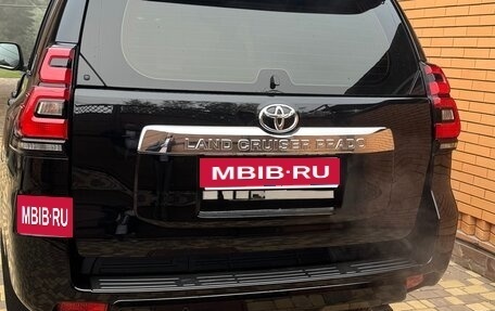 Toyota Land Cruiser Prado 150 рестайлинг 2, 2020 год, 6 200 000 рублей, 3 фотография