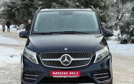 Mercedes-Benz V-Класс, 2020 год, 6 150 000 рублей, 11 фотография