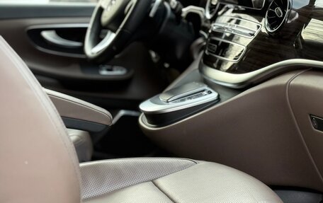 Mercedes-Benz V-Класс, 2020 год, 6 150 000 рублей, 19 фотография