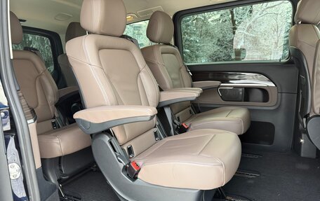 Mercedes-Benz V-Класс, 2020 год, 6 150 000 рублей, 27 фотография