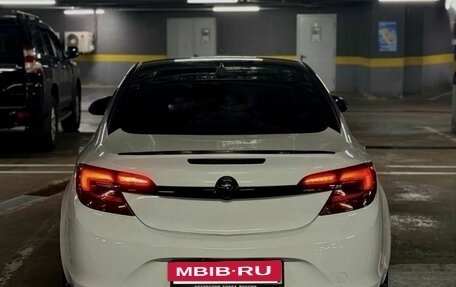 Opel Insignia II рестайлинг, 2015 год, 1 050 000 рублей, 2 фотография