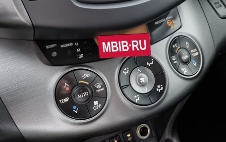 Toyota RAV4, 2011 год, 1 349 000 рублей, 18 фотография