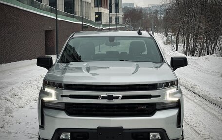 Chevrolet Silverado, 2021 год, 5 700 000 рублей, 1 фотография