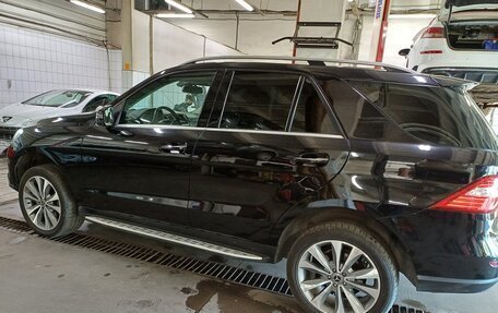 Mercedes-Benz M-Класс, 2014 год, 3 200 000 рублей, 2 фотография