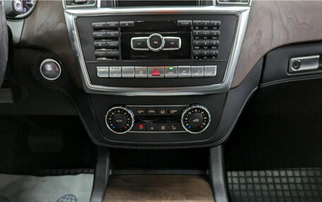 Mercedes-Benz M-Класс, 2014 год, 3 200 000 рублей, 9 фотография