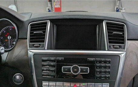 Mercedes-Benz M-Класс, 2014 год, 3 200 000 рублей, 10 фотография