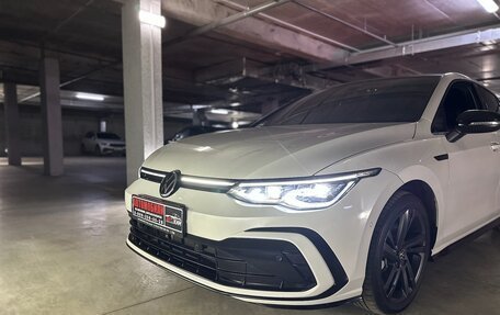Volkswagen Golf VIII, 2022 год, 2 480 000 рублей, 14 фотография