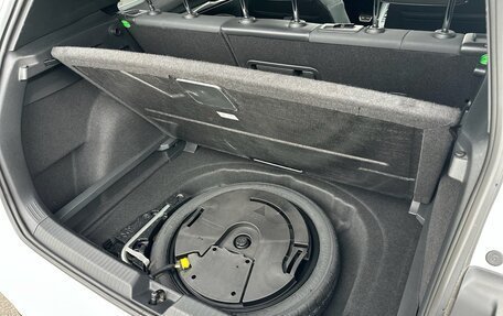 Volkswagen Golf VIII, 2022 год, 2 480 000 рублей, 23 фотография