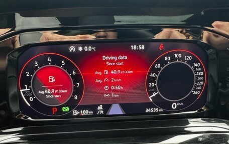 Volkswagen Golf VIII, 2022 год, 2 480 000 рублей, 34 фотография