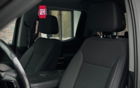 Chevrolet Silverado, 2021 год, 5 700 000 рублей, 23 фотография