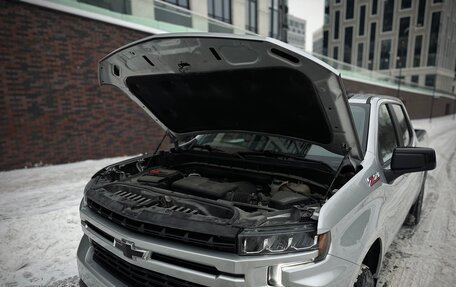 Chevrolet Silverado, 2021 год, 5 700 000 рублей, 39 фотография