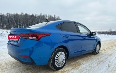 Hyundai Solaris II рестайлинг, 2018 год, 850 000 рублей, 5 фотография