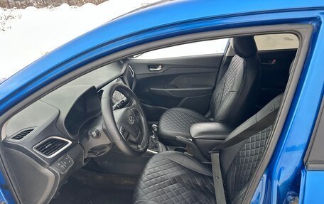 Hyundai Solaris II рестайлинг, 2018 год, 850 000 рублей, 12 фотография