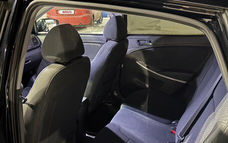 Hyundai Solaris II рестайлинг, 2012 год, 900 000 рублей, 2 фотография