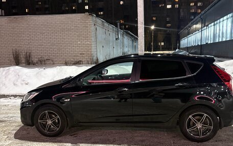 Hyundai Solaris II рестайлинг, 2012 год, 900 000 рублей, 4 фотография