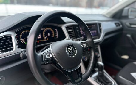 Volkswagen T-Roc I, 2023 год, 2 100 000 рублей, 18 фотография