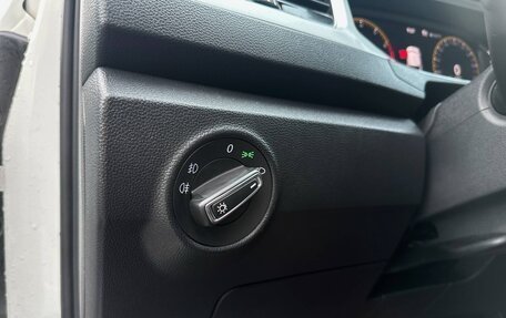 Volkswagen T-Roc I, 2023 год, 2 100 000 рублей, 33 фотография