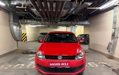 Volkswagen Polo VI (EU Market), 2011 год, 620 000 рублей, 2 фотография