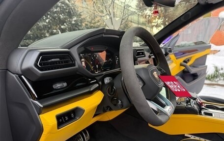 Lamborghini Urus I, 2025 год, 36 000 000 рублей, 18 фотография