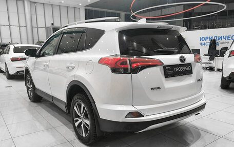 Toyota RAV4, 2018 год, 2 750 000 рублей, 8 фотография