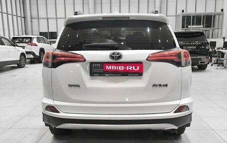 Toyota RAV4, 2018 год, 2 750 000 рублей, 7 фотография