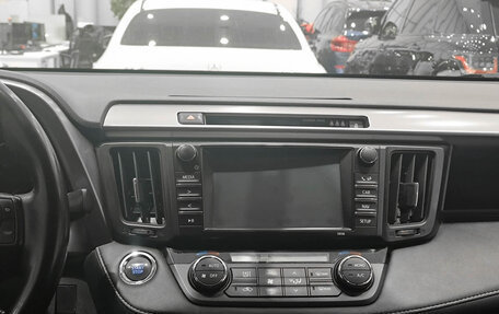 Toyota RAV4, 2018 год, 2 750 000 рублей, 18 фотография