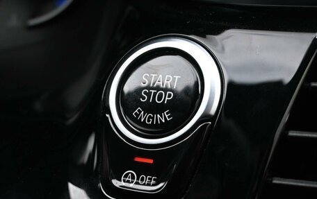 BMW 5 серия, 2019 год, 3 369 000 рублей, 12 фотография