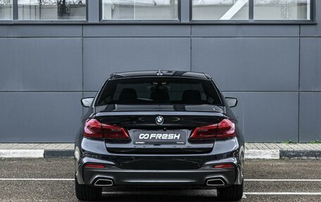 BMW 5 серия, 2019 год, 3 369 000 рублей, 4 фотография