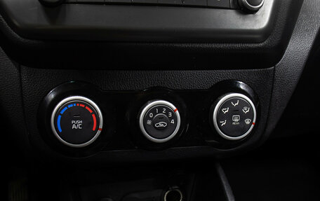 KIA Rio III рестайлинг, 2017 год, 998 000 рублей, 20 фотография