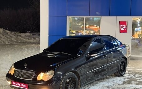 Mercedes-Benz C-Класс, 2001 год, 400 000 рублей, 1 фотография