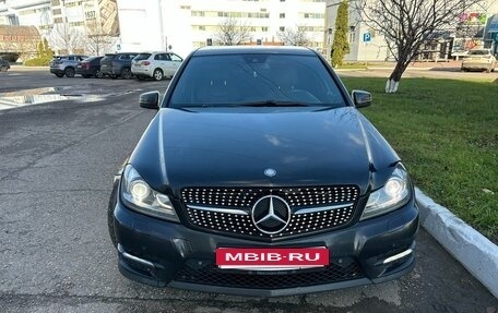 Mercedes-Benz C-Класс, 2011 год, 1 400 000 рублей, 4 фотография