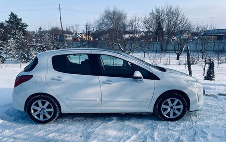 Peugeot 308 II, 2010 год, 575 000 рублей, 2 фотография