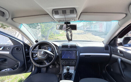 Skoda Octavia, 2011 год, 900 000 рублей, 17 фотография