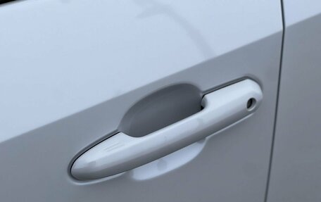 Toyota RAV4, 2025 год, 4 150 000 рублей, 33 фотография