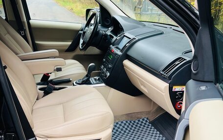 Land Rover Freelander II рестайлинг 2, 2010 год, 1 390 000 рублей, 10 фотография