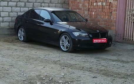 BMW 3 серия, 2005 год, 500 000 рублей, 1 фотография