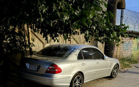 Mercedes-Benz E-Класс, 2003 год, 1 230 000 рублей, 5 фотография